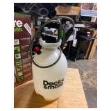 Smith 2-Gallon Plastic Tank Sprayer