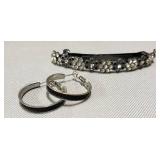 Costume Jewelry plus Pearl Appearance Pocket Book