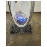 Shark Hardwood Floor Steamer (Operational)