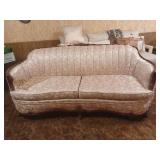 Antique pink great condition couch (Very Nice)