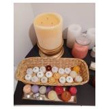 Candle lot w/ basket