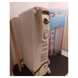 DeLonghi SafeHeat electric oil filled radiator