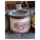 Crock pots and cookie jar