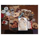 Misc angel decor, tapestry (LIGHTS UP)