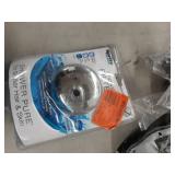 miscellaneous Plumbing stuff see photos for contents