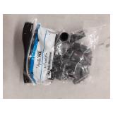 miscellaneous Plumbing stuff see photos for contents