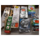 miscellaneous plumbing parts see photos for contents