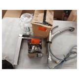 miscellaneous plumbing parts see photos for contents