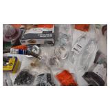 miscellaneous Plumbing stuff see photos for contents