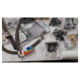 miscellaneous Plumbing stuff see photos for contents