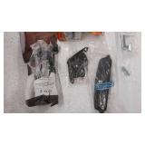 miscellaneous Plumbing stuff see photos for contents