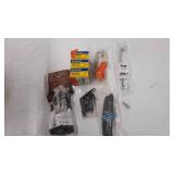 miscellaneous Plumbing stuff see photos for contents