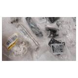 miscellaneous Plumbing stuff see photos for contents