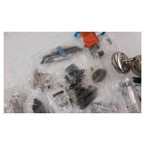 miscellaneous Plumbing stuff see photos for contents