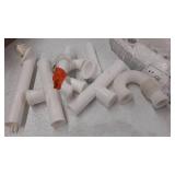 miscellaneous Plumbing stuff see photos for contents