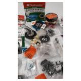 miscellaneous Plumbing stuff see photos for contents