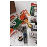 miscellaneous Plumbing stuff see photos for contents