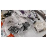 miscellaneous Plumbing stuff see photos for contents