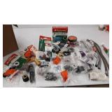 miscellaneous Plumbing stuff see photos for contents