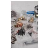 miscellaneous Plumbing stuff see photos for contents