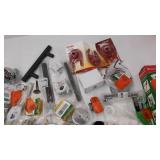 miscellaneous Plumbing stuff see photos for contents