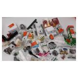 miscellaneous Plumbing stuff see photos for contents