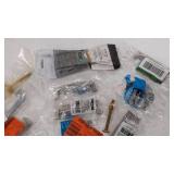 miscellaneous Plumbing stuff see photos for contents