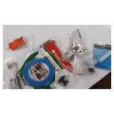 miscellaneous Plumbing stuff see photos for contents