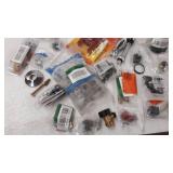 miscellaneous Plumbing stuff see photos for contents