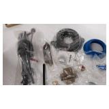 miscellaneous Plumbing stuff see photos for contents