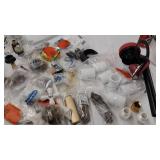 miscellaneous Plumbing stuff see photos for contents