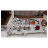 miscellaneous Plumbing stuff see photos for contents