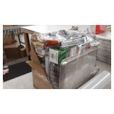 miscellaneous Plumbing stuff see photos for contents