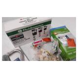 miscellaneous Plumbing stuff see photos for contents