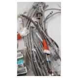 miscellaneous Plumbing stuff see photos for contents