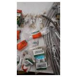 miscellaneous Plumbing stuff see photos for contents