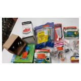 miscellaneous Plumbing stuff see photos for contents