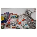 miscellaneous Plumbing stuff see photos for contents