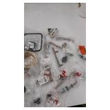 miscellaneous Plumbing stuff see photos for contents