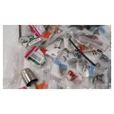 miscellaneous Plumbing stuff see photos for contents