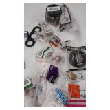 miscellaneous Plumbing stuff see photos for contents