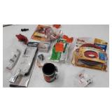 miscellaneous Plumbing stuff see photos for contents