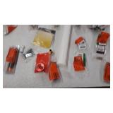 miscellaneous Plumbing stuff see photos for contents