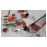 miscellaneous Plumbing stuff see photos for contents