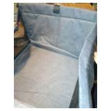 SWIHELP DOG CAR SEAT - Retails for $20