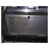 Rounded Glass Lighted Glass Display Cabinet