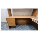 Beautiful Wooden Laminate Office Furniture Set