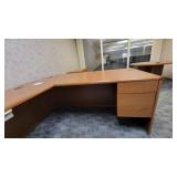 Beautiful Wooden Laminate Office Furniture Set