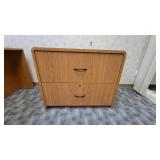 Beautiful Wooden Laminate Office Furniture Set