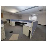 4 Station Cubical Unit - Includes 4 Desks
